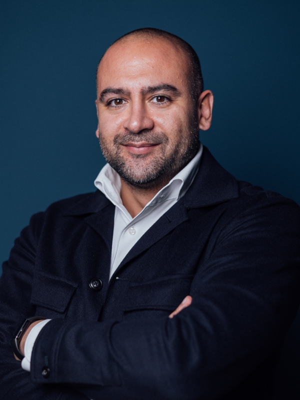 Adrian Kuenzi Profile Image