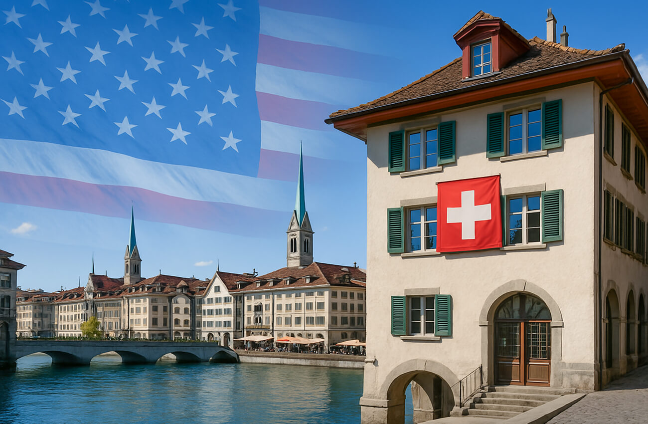 Immagine fotorealistica di una casa svizzera su uno sfondo urbano con una sottile bandiera statunitense sullo sfondo, a simboleggiare le influenze economiche globali sul mercato immobiliare.