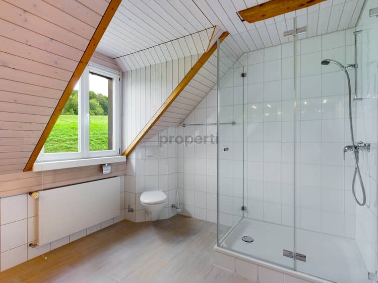 https://listingimages-bucket.s3.eu-central-1.amazonaws.com/image/1yMJ8QkLb-s-BdReoAgaGY9nNlHSW8bdK.jpeg