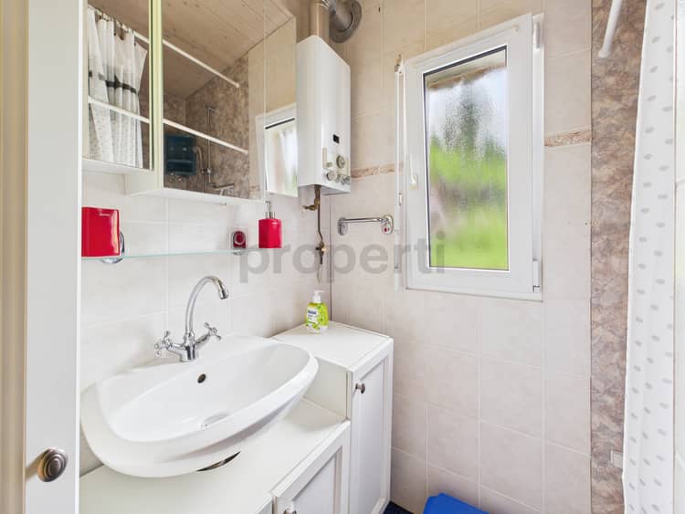 https://listingimages-bucket.s3.eu-central-1.amazonaws.com/listingimages/a04Vj000001gydVIAQ/96a00Vj000007BKtpIAG74069Vj00000IB8w2IAD5.jpg