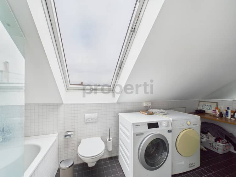 https://listingimages-bucket.s3.eu-central-1.amazonaws.com/listingimages/a04Vj000003pgebIAA/0a00Vj00000HmAMlIAN89069Vj00000G1cOjIAJ58.jpg