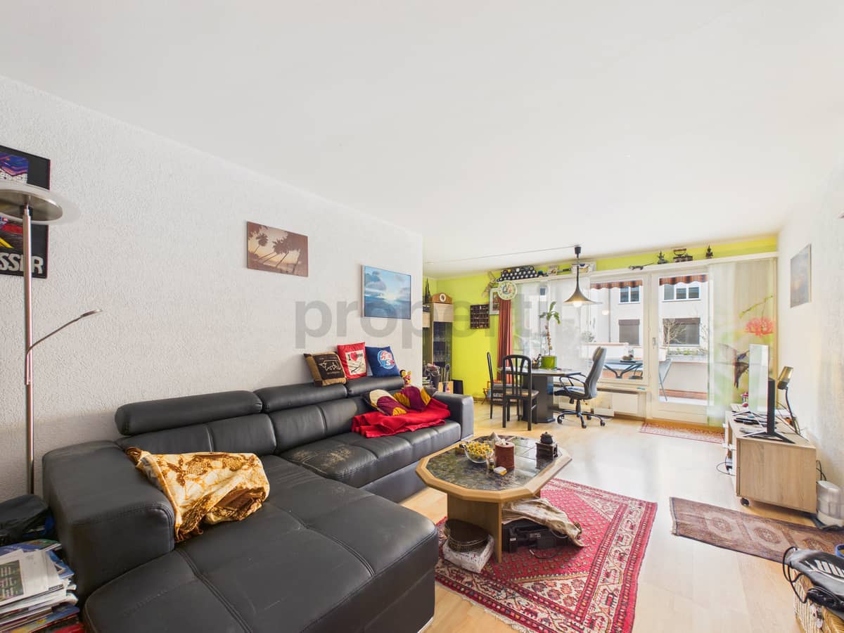 CAM02957G0-PR0369-STILL003