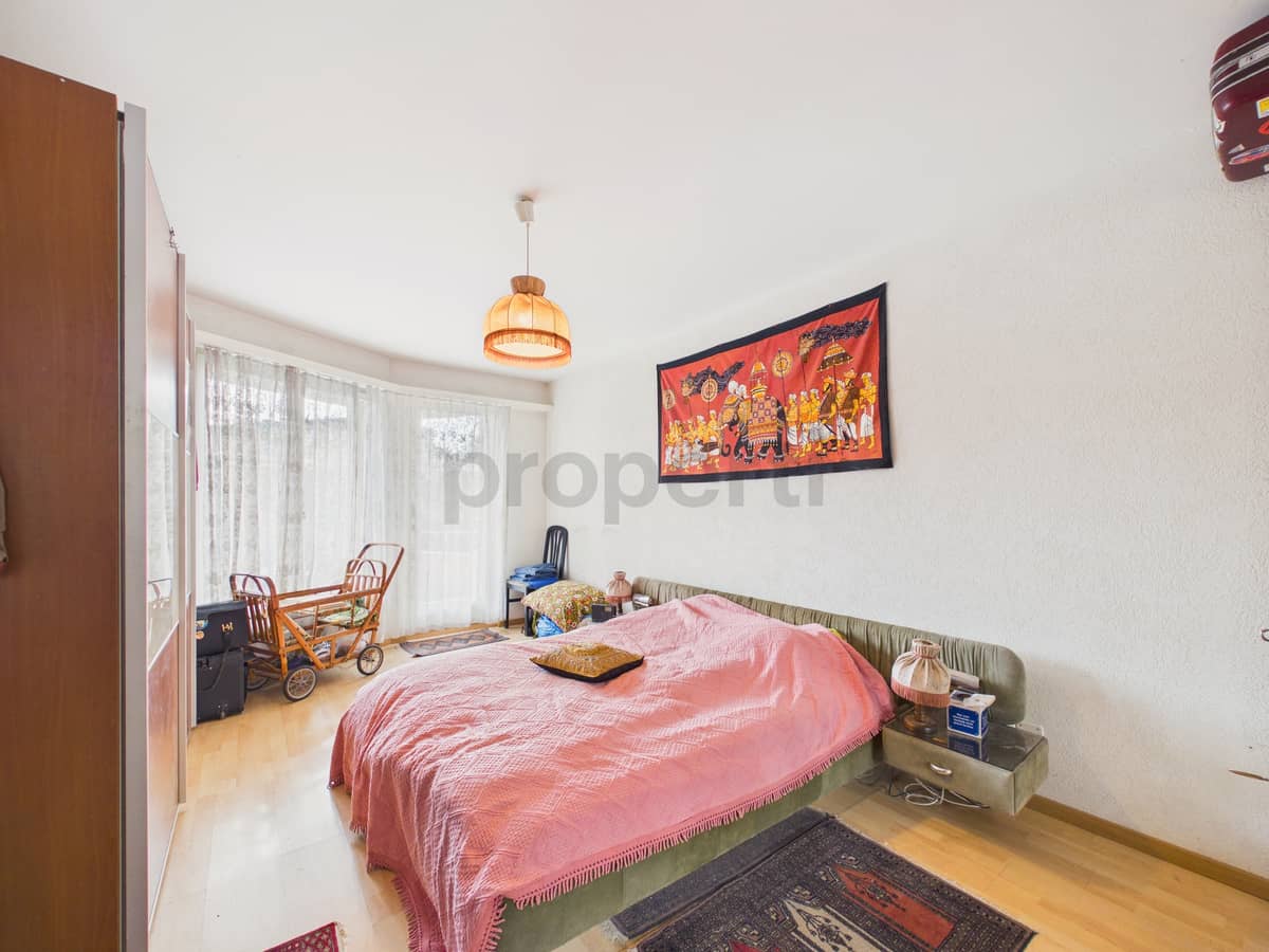 CAM02957G0-PR0369-STILL004