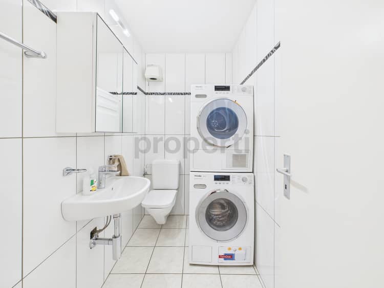 https://listingimages-bucket.s3.eu-central-1.amazonaws.com/listingimages/a04c400000A9iCAAAZ/79a00c400000EkBlFAAV29069c400000DquprAAB14.jpg