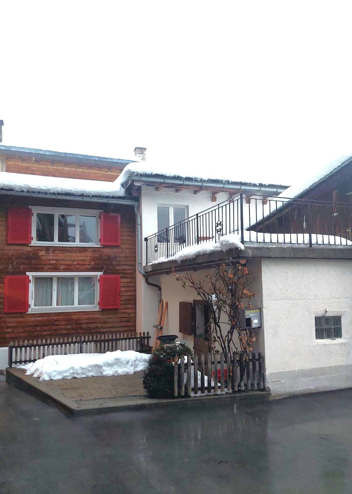 Disentis_Haus aussen