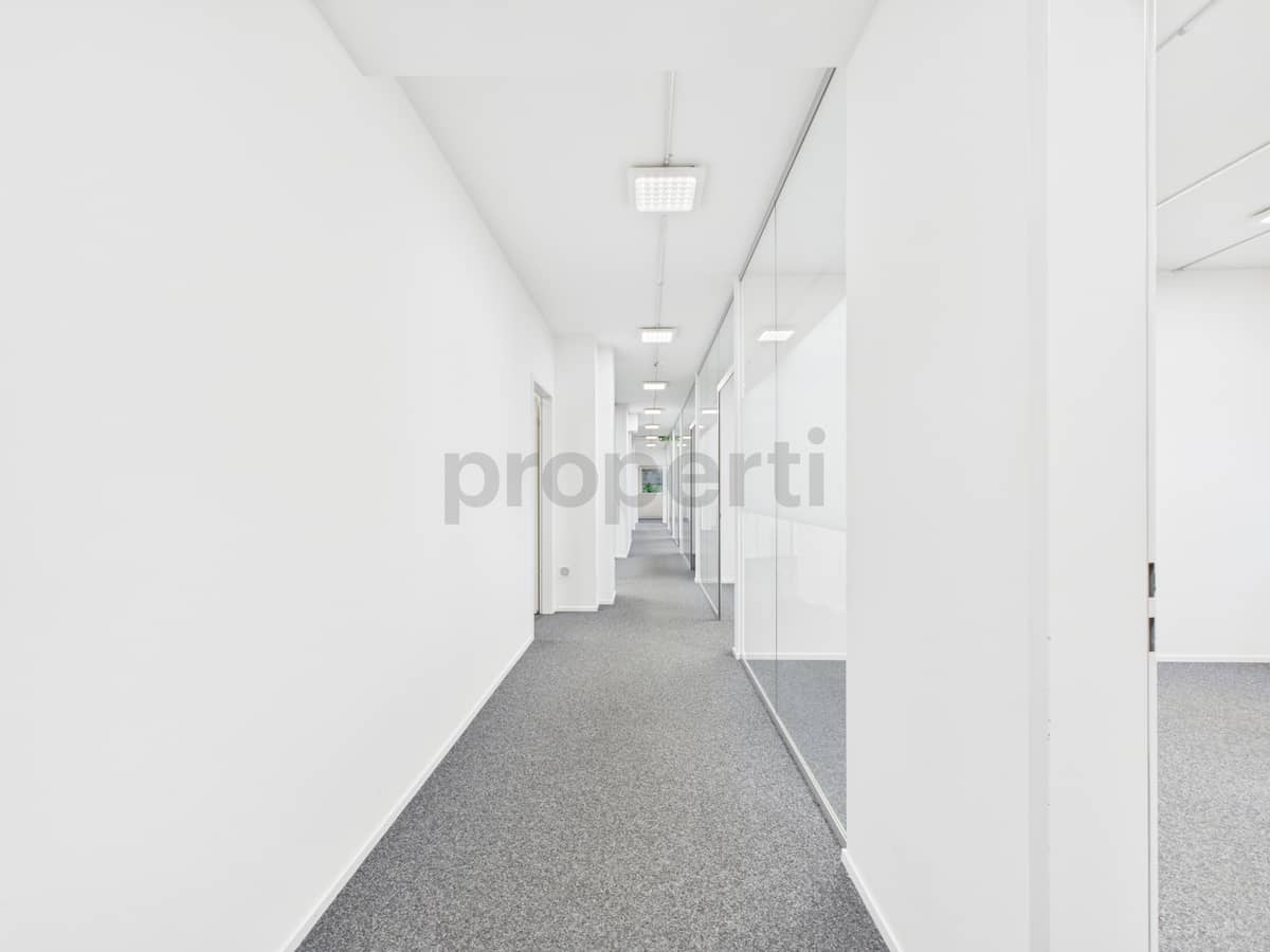 CAM01417G0-PR0254-STILL002