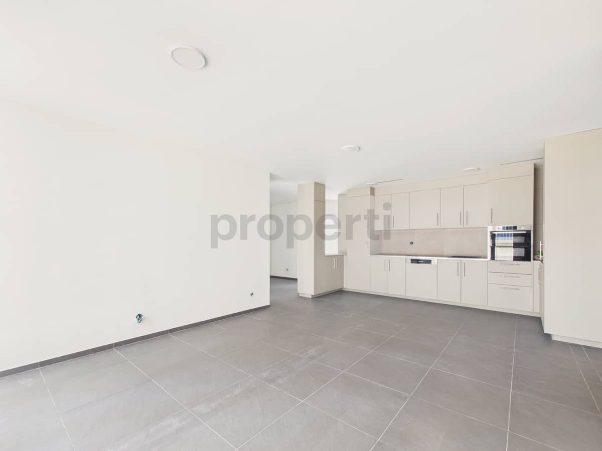 Giraffe Media - a00c400000PSwDzAAL