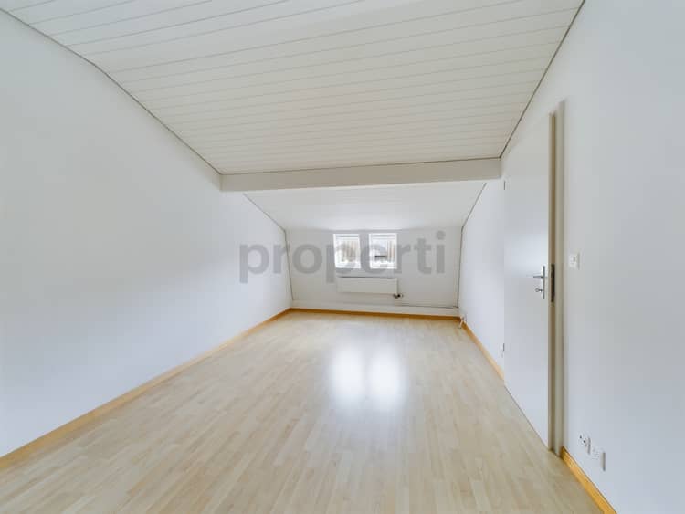 https://listingimages-bucket.s3.eu-central-1.amazonaws.com/listingimages/a04c400000CL5nNAAT/57a00c400000Pe5U5AAJ38069c400000NUiJJAA198.jpg