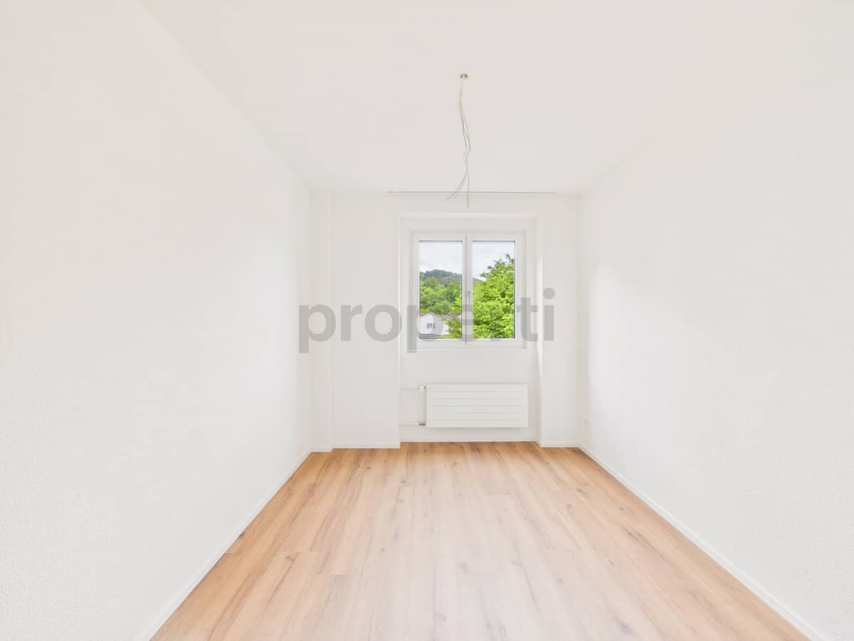 CAM04959G0-PR0050-STILL005