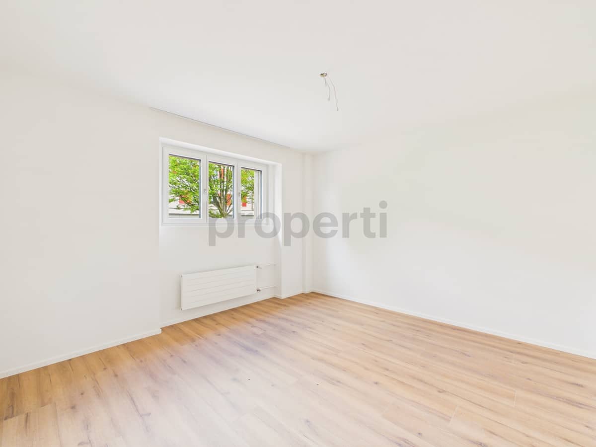 CAM04959G0-PR0051-STILL006