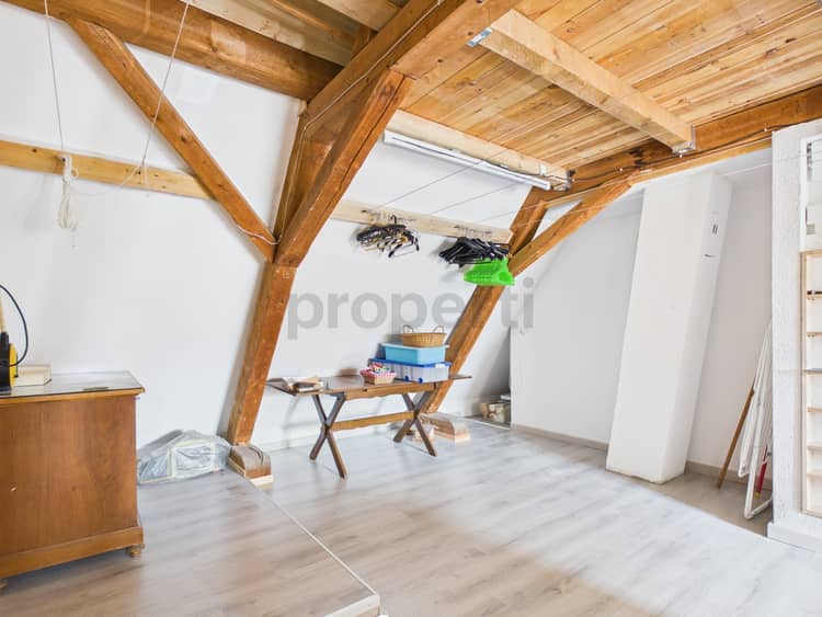 https://listingimages-bucket.s3.eu-central-1.amazonaws.com/listingimages/a04c400000CRe8vAAD/73a00c400000Q5CcgAAF57069c400000NuNj5AAF84.jpg