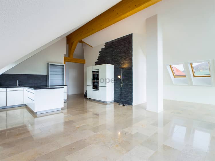 https://listingimages-bucket.s3.eu-central-1.amazonaws.com/listingimages/a04c400000CbLBRAA3/66a00c400000Qr8tLAAR42069c400000ObFlRAAV21.jpg