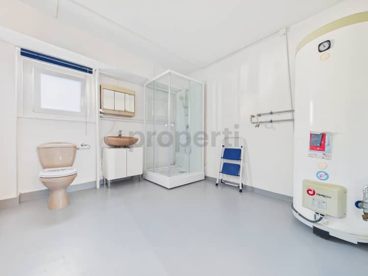https://listingimages-bucket.s3.eu-central-1.amazonaws.com/listingimages/a04c400000DBhjhAAD/71a00c400000TccraAAB89069c400000RT1m3AAD20.jpg